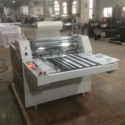 QDFM-900A Semi Automatic Pneumatic Pressure Compounding Machine Industrial Hot Roll Lamination Machine