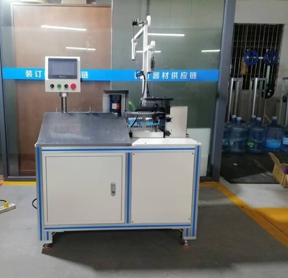Machine de formage et de découpe de bobine en spirale en métal unique Pression d'air 1,5 KW fournie par le client