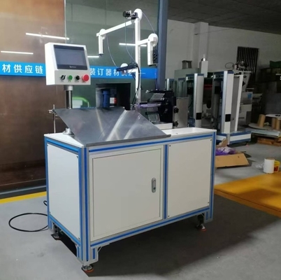 Machine automatique de découpe de bobine en spirale en forme de fil à boucle unique